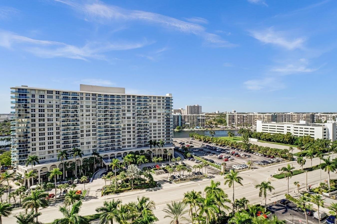 2Bd Condo Christmas Retreat Pool Beachside Hollywood Ngoại thất bức ảnh